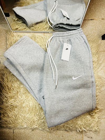 JOGGINS NIKE