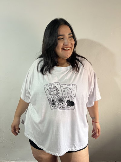 Remera oversize tarot SolyLuna
