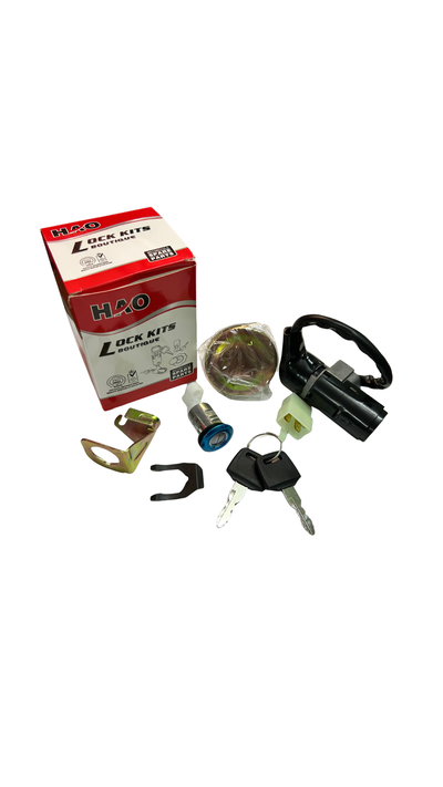 KIT LLAVE CONTACTO / TAPA TANQUE / TRABA ASIENTO 110 HAO