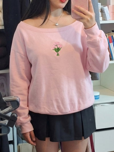 Buzo Tulip off-shoulder 