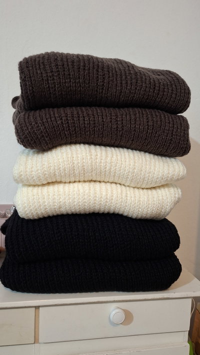 Set Saint = Sweater Vienne + Sastrera Adri