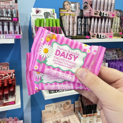 TOALLITAS ANTIBACTERIALES | THELMA Y LOUISE