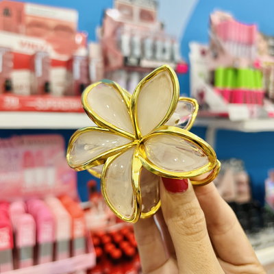 BROCHE FLOR BORDES DORADOS 001