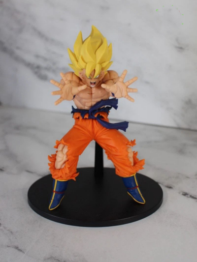 Figura DRAGON BALL Goku SSJ 20cm