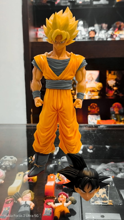 Figura DRAGON BALL Goku 20cm