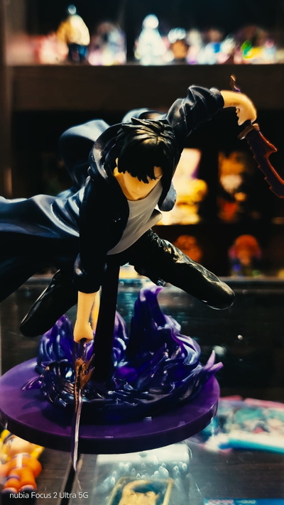 Figura SOLO LEVELING Sung Jin Woo 20cm