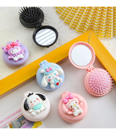 ESPEJO CON CEPILLO PARA BOLSO/CARTERA KUROMI/KITTY