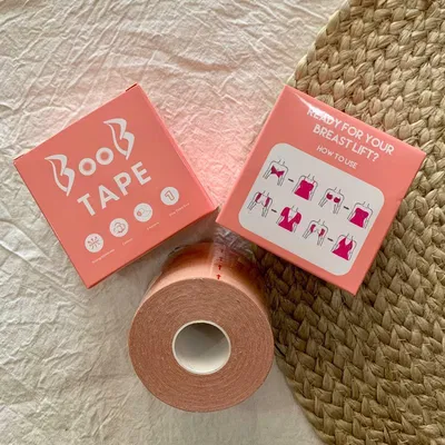 Cinta boob tape