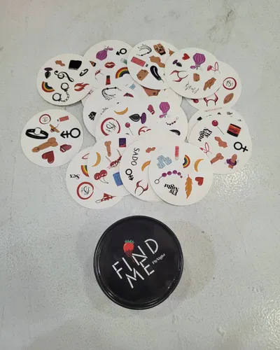 Find Me juego de cartas