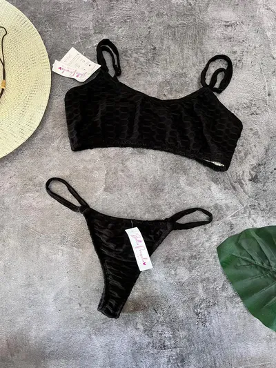 Bikini top texturado Cala