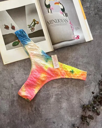 Colaless clásica Cala