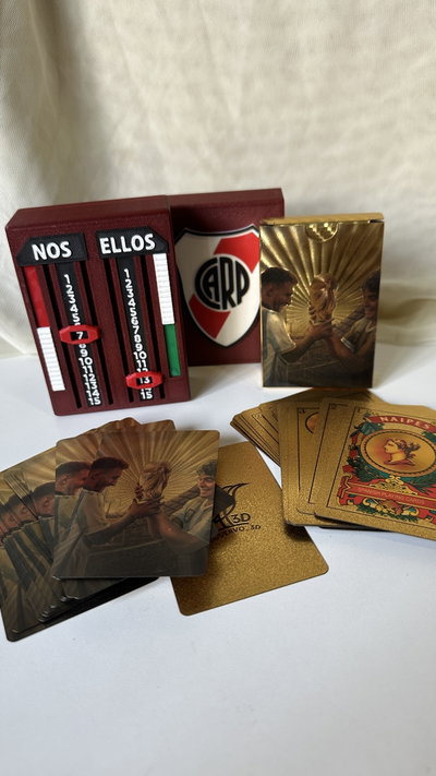 Trucometro pro de River + cartas doradas de Messi y Maradona