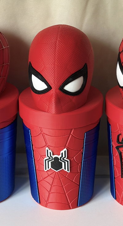 Vaso milkshake hombre araña 