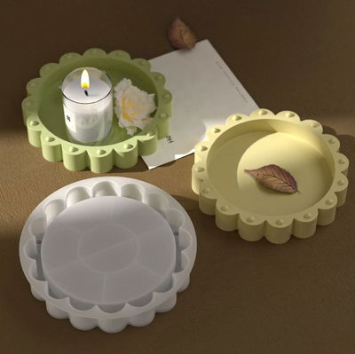 bandeja con borde ondulado