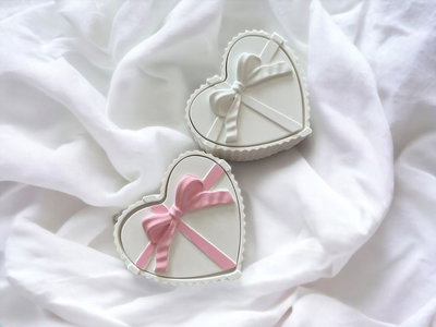 Alhajero corazon con moño