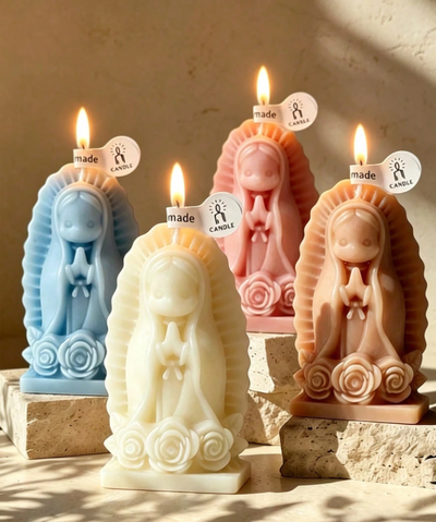 Virgen maria con rosas 