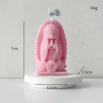 Virgen maria con rosas 