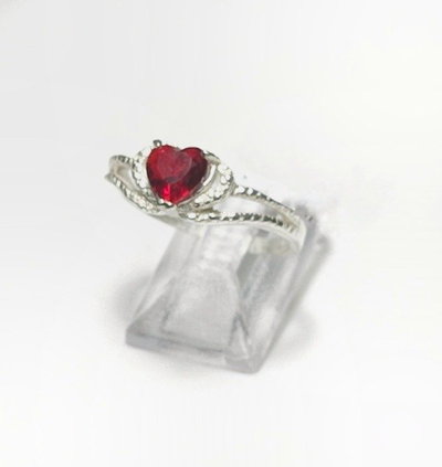ANILLO CORAZÓN DE FUEGO