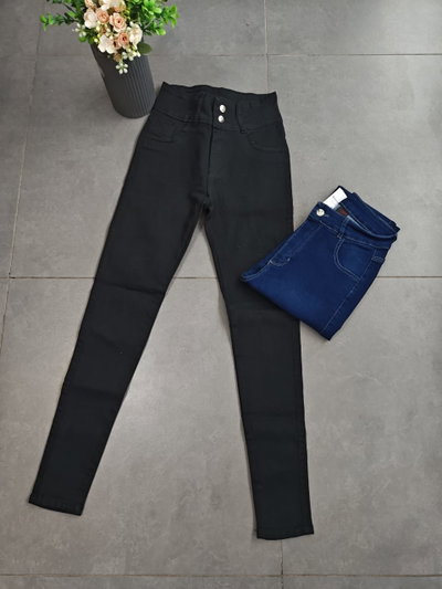 Pantalón chupín 