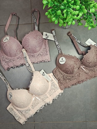Top con strass 