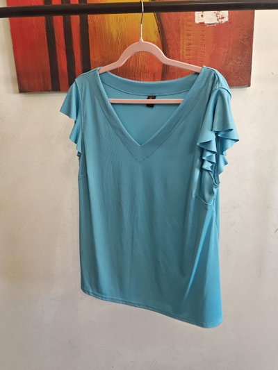 Musculosa con manga de volado 