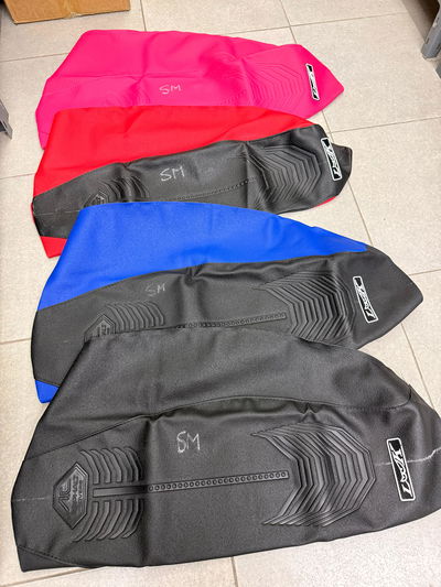 Funda Asiento Antideslizante Gilera Smash y otras 110cc.