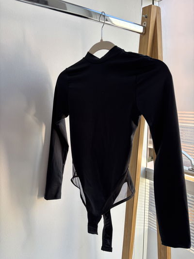 BODY SIENNA MANGA LARGA -negro-