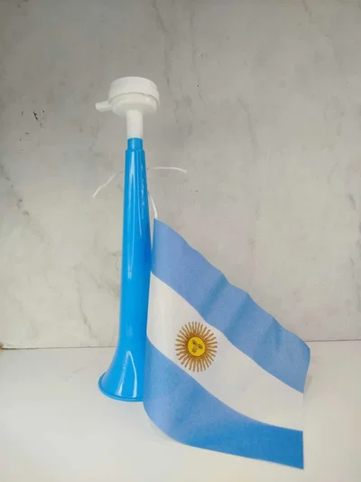 Vuvuzela con bandera