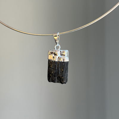 Turmalina con baño de plata