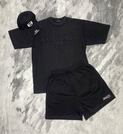 Conjunto Urbano Monocromático (Remera, Short y Gorra)