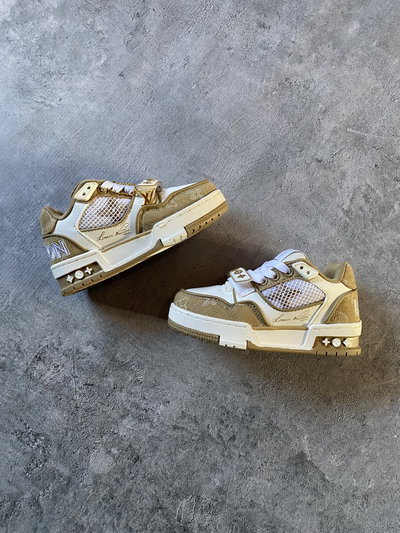 LV