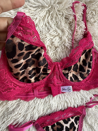 Iris Print Con Fucsia