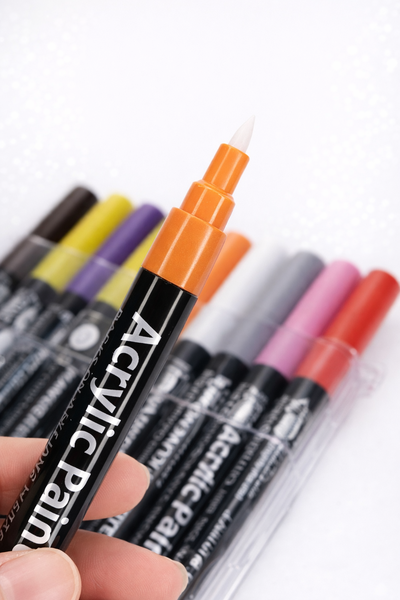 Lápiz acrílico naranja de City Girl