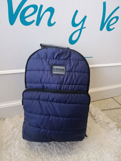 Mochila Puff Chuna en Azul.