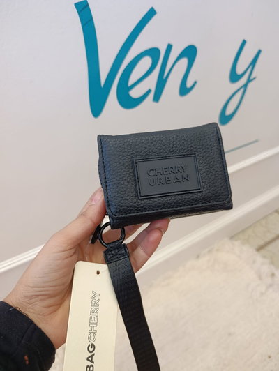 Billetera Cherry Urban