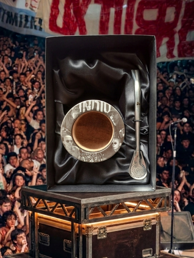 Colección Homenaje Indio Eterno — (Mate de calabaza)