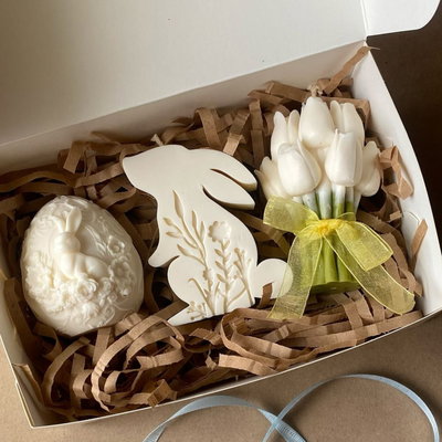 Molde silicona conejo con flores