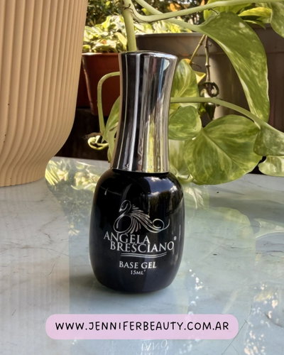 Base coat Angela Breciano