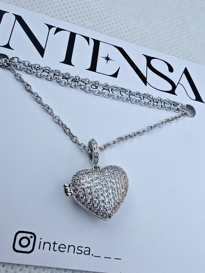 COLLAR AQ RELICARIO CORAZÓN 💖