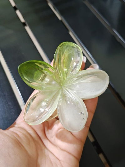 BROCHE HIBISCUS CRISTAL