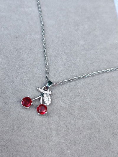 COLLAR CHERRY ROJO