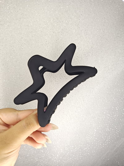 BROCHE ESTRELLA NEGRO