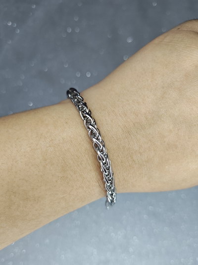 PULSERA PRADA