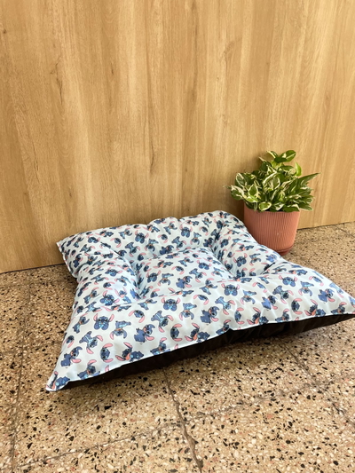 Almohadon 70 cm x 75cm Stitch