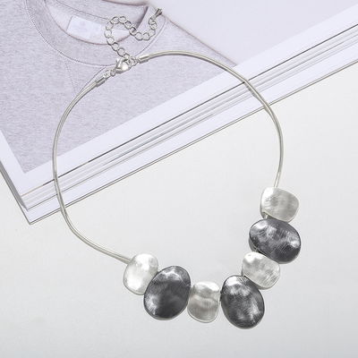 Collar Donatella Combinado de Aleación de Zinc