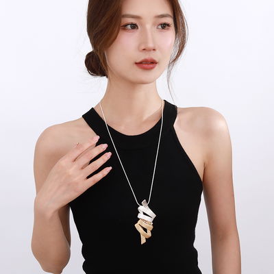 Collar Largo Regulable Garabato Combinado