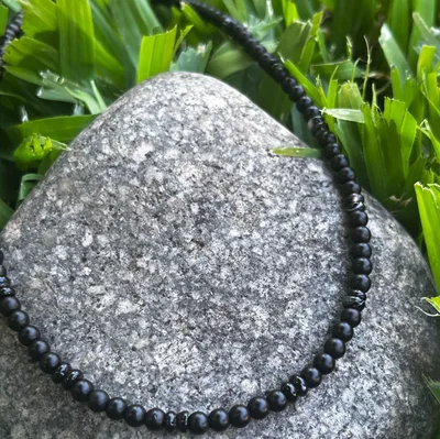 Collar Ónix Mate y Ágatas Negras 4mm | NEMOnixAga