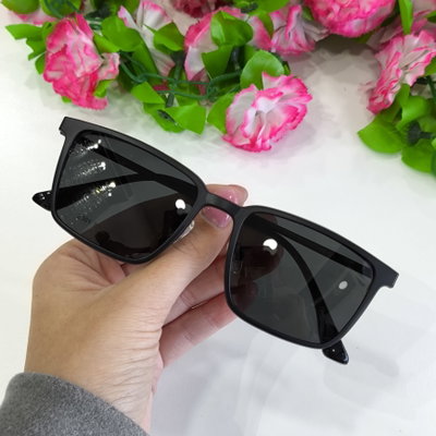 Leonardo Total Black