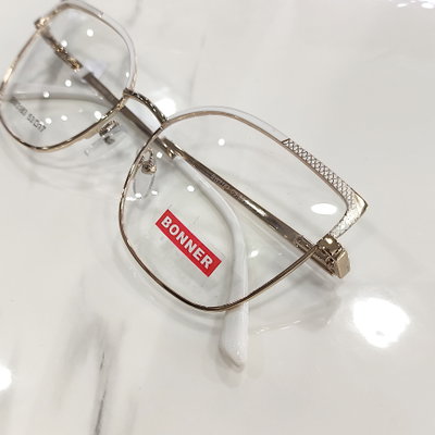 Nuevo Modelo Metal 03