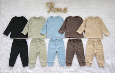 Conjunto pijama darlon gofrado auto  bebé - PACK X5